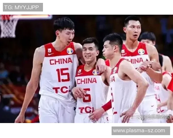 琼斯评中国篮球首发五虎阵容易建联小丁郭艾伦周琦赵睿的实力与潜力分析